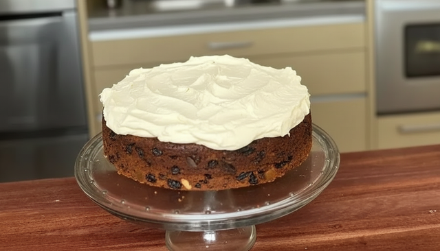 Helen's Christmas Cake