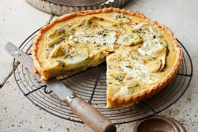 Goat's cheese, leek and artichoke quiche
